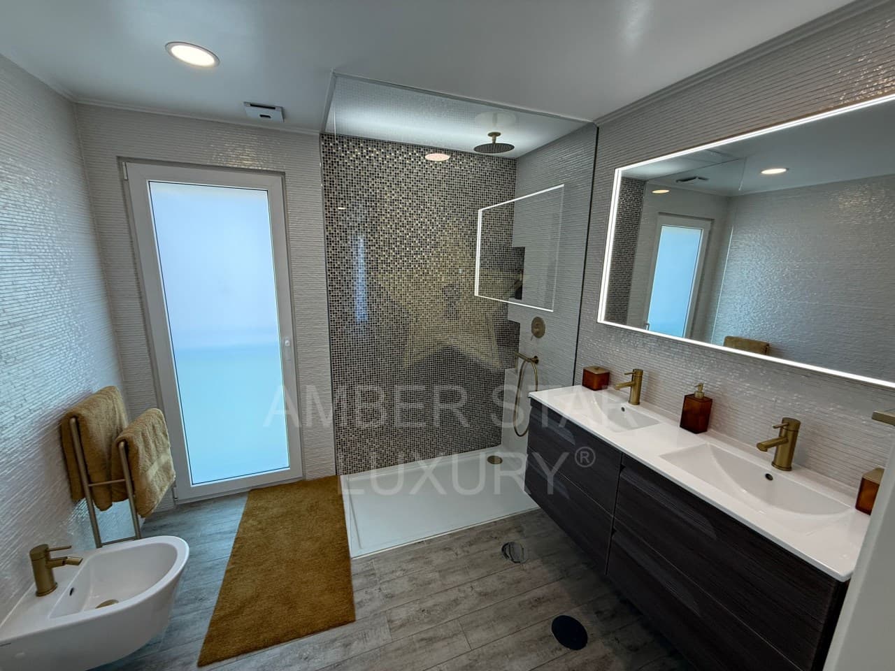 Luxury villa with 4 bedrooms, pool and garden in Cinta de Santa Maria 6