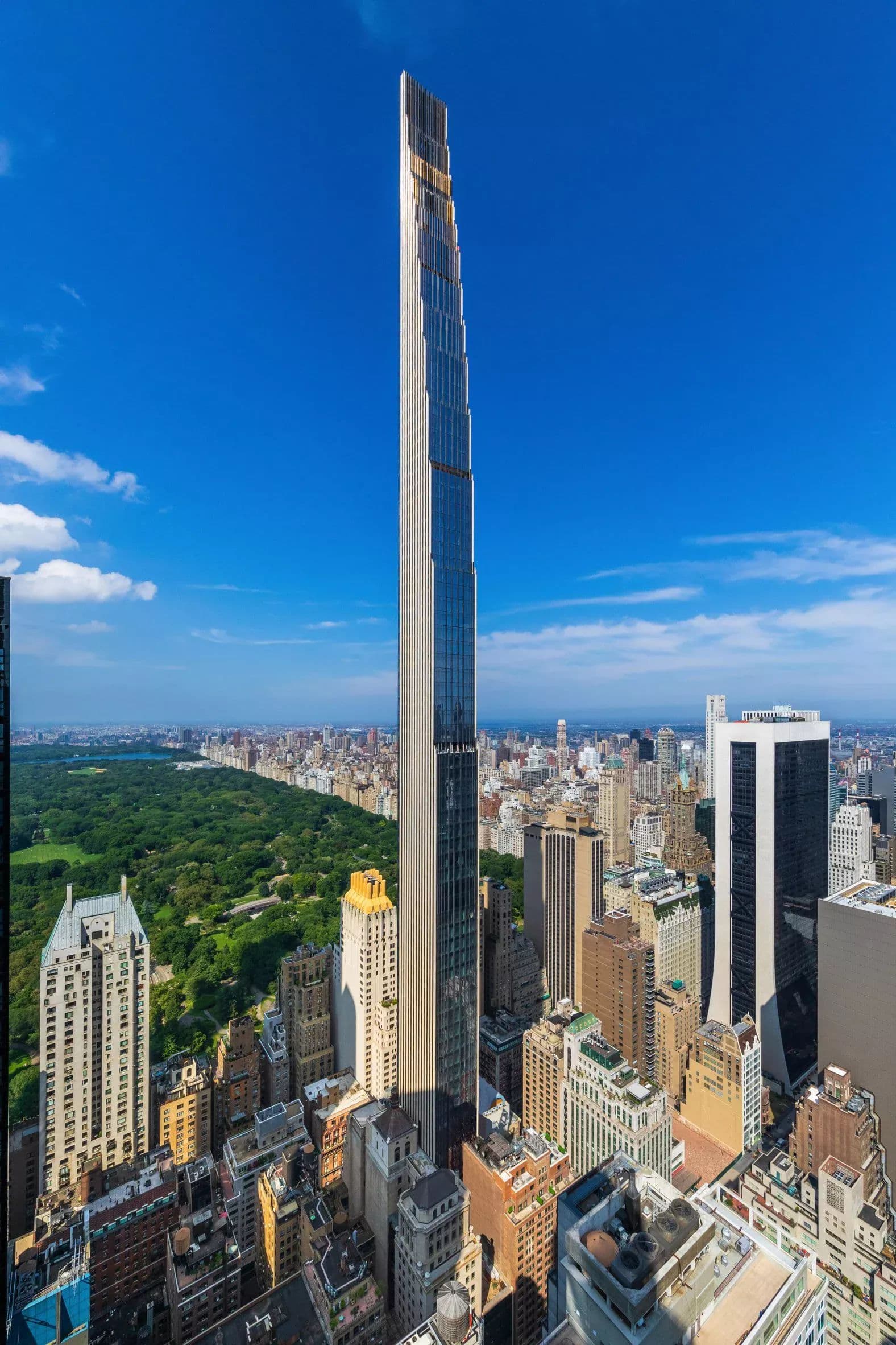 Collectible residences in a historic tower on Billionaires’ Row 1